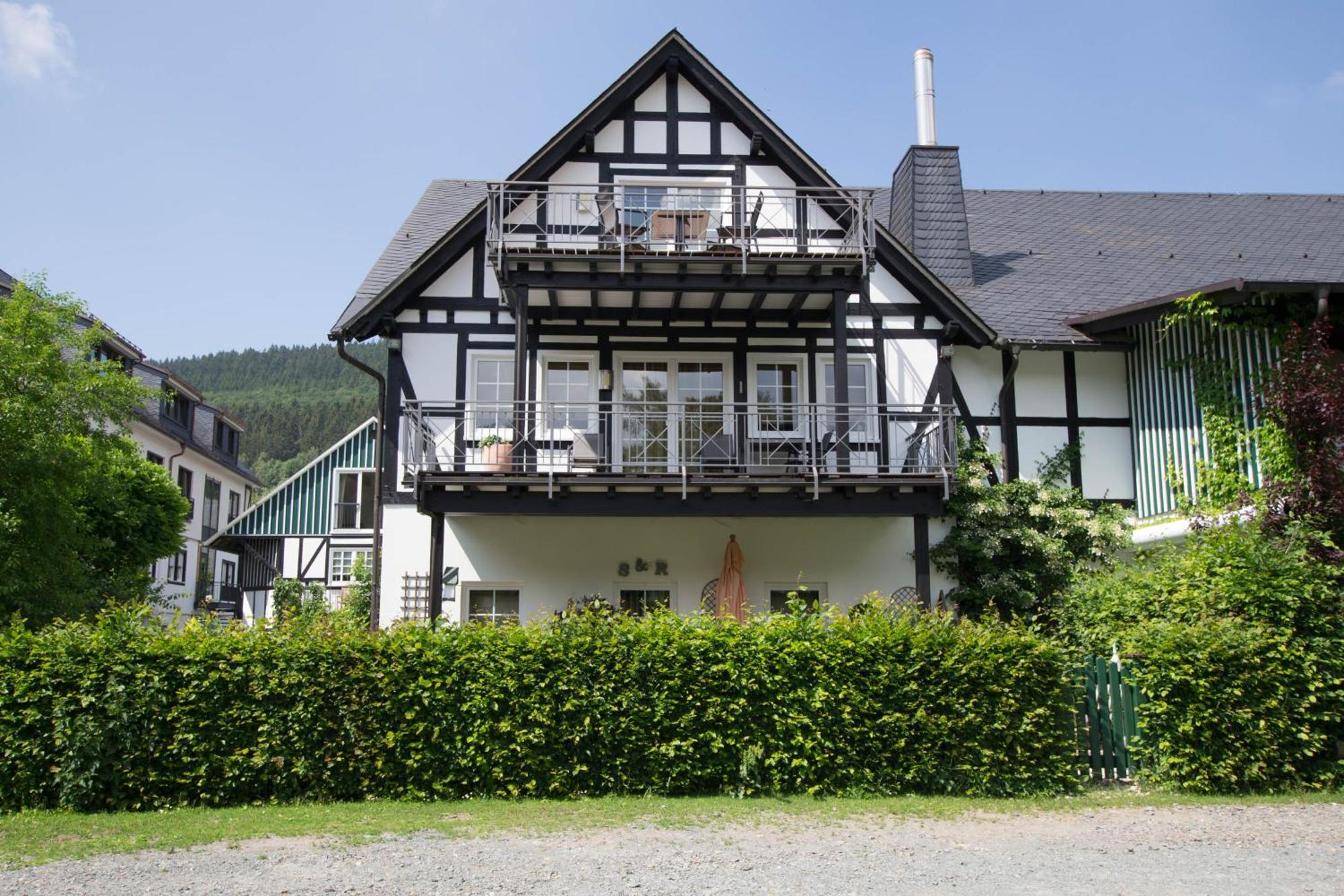 Ferienwohnung Feldmann-Schuette Schmallenberg Esterno foto